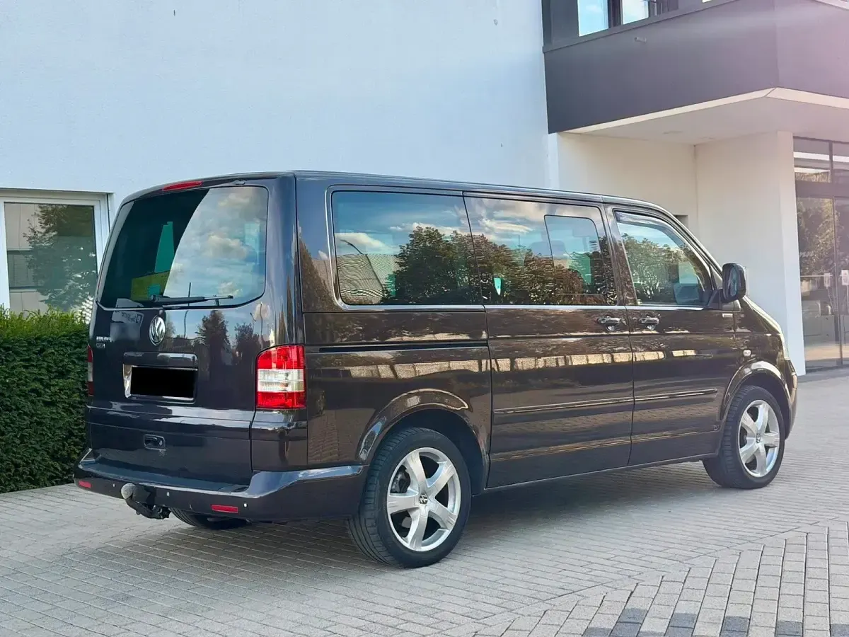 Gebraucht VW Multivan Edition 174 PS (127 kW) 2005 Braun Van / Kleinbus