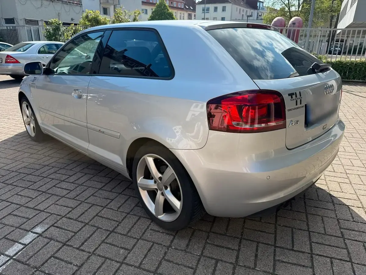 Gebraucht Audi A3 S-line plus 150 PS (110 kW) 2012 Silber Kleinwagen