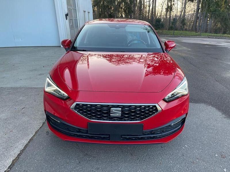 Gebraucht Seat Leon XCELLENCE 150 PS (110 kW) 2021 Rot Limousine