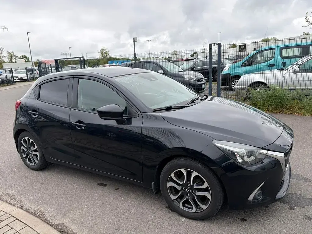 Gebraucht Mazda 2 Center-Line 90 PS (66 kW) 2018 Schwarz Limousine