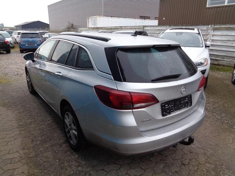 Gebraucht Opel Astra Edition 150 PS (110 kW) 2016 Grau Kombi