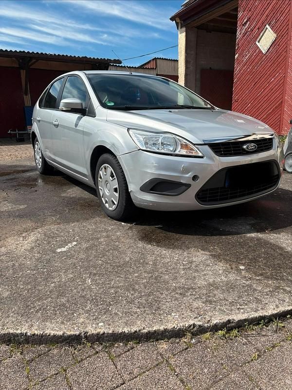 Usata Ford Focus 100 CV (73 kW) 2009 Argento Berlina