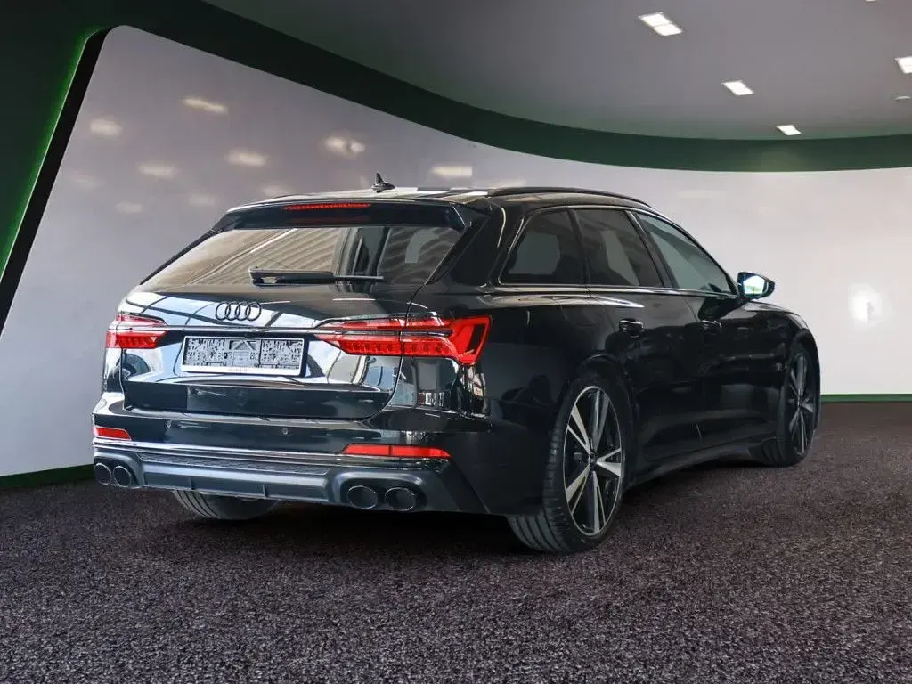 Gebraucht Audi S6 Ambiente 344 PS (253 kW) 2023 Mythosschwarz metallic Kombi