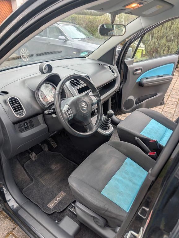 Gebraucht Suzuki Splash 86 PS (63 kW) 2009 Schwarz Kleinwagen