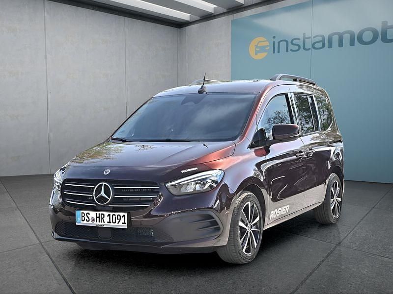 Rot Gebraucht 2025 Mercedes T180 Van / Kleinbus | 36.049 € - Bild 1/4