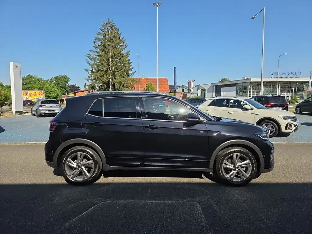 Gebraucht VW T-Cross R-line 150 PS (110 kW) 2025 Schwarz metallic SUV
