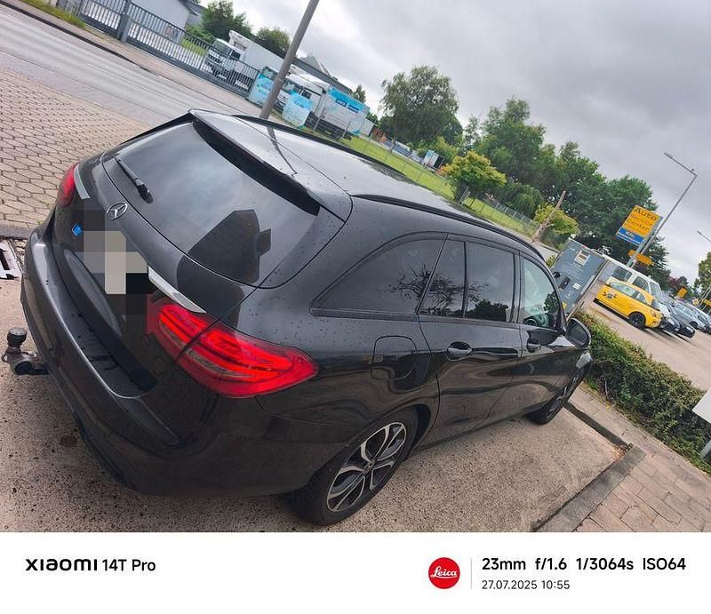 Gebraucht Mercedes C180 Avantgarde 156 PS (114 kW) 2017 Schwarz Kombi