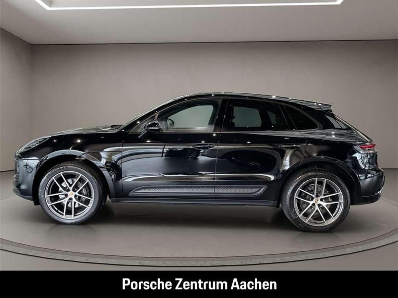 Gebraucht Porsche Macan 265 PS (194 kW) 2024 Schwarz SUV