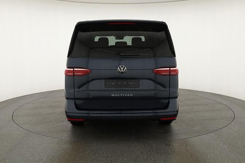 Starlight blue metallic Neu 2025 VW T7 Life Van | 58.975 € - Bild 1/4