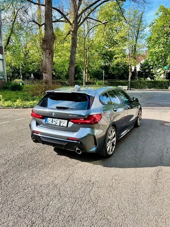 Brugt BMW M135 Performance 306 HK (225 kW) 2021 Grå Hatchback