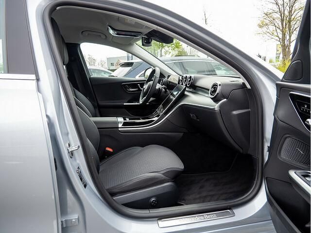 Gebraucht Mercedes C180 Advanced Plus 170 PS (125 kW) 2023 Silber / hightechsilber Kombi