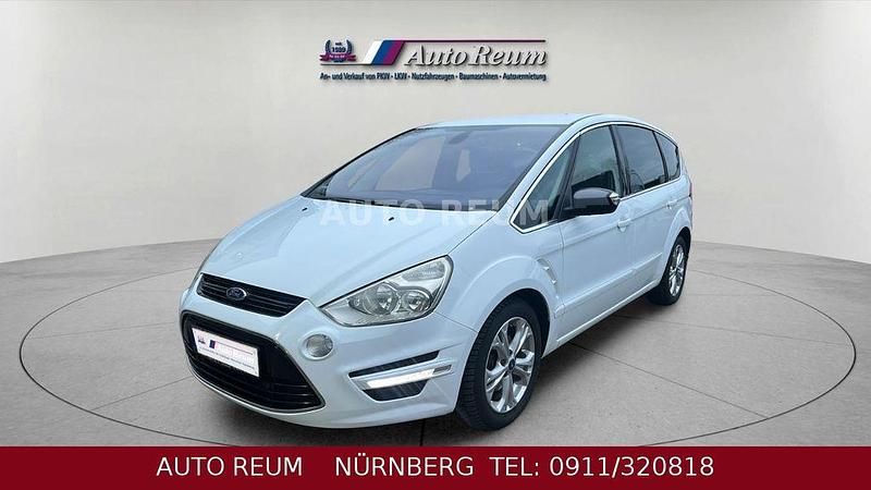 Gebraucht Ford S-MAX Titanium 163 PS (119 kW) 2014 Weiß Van / Kleinbus