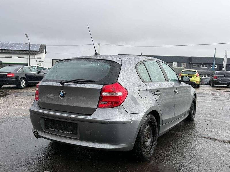 Gebraucht BMW 116 116 PS (85 kW) 2009 Spacegrau metallic Kleinwagen