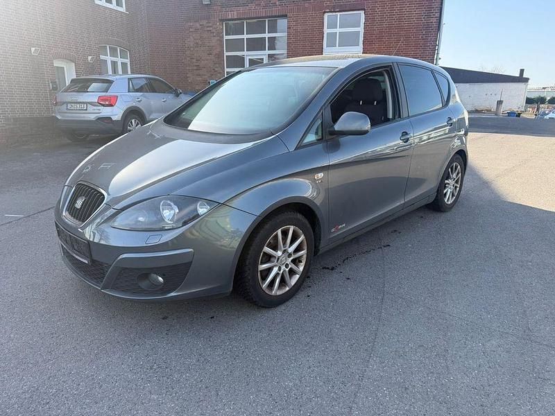 Gebraucht Seat Altea Copa 125 PS (91 kW) 2013 Grau Limousine