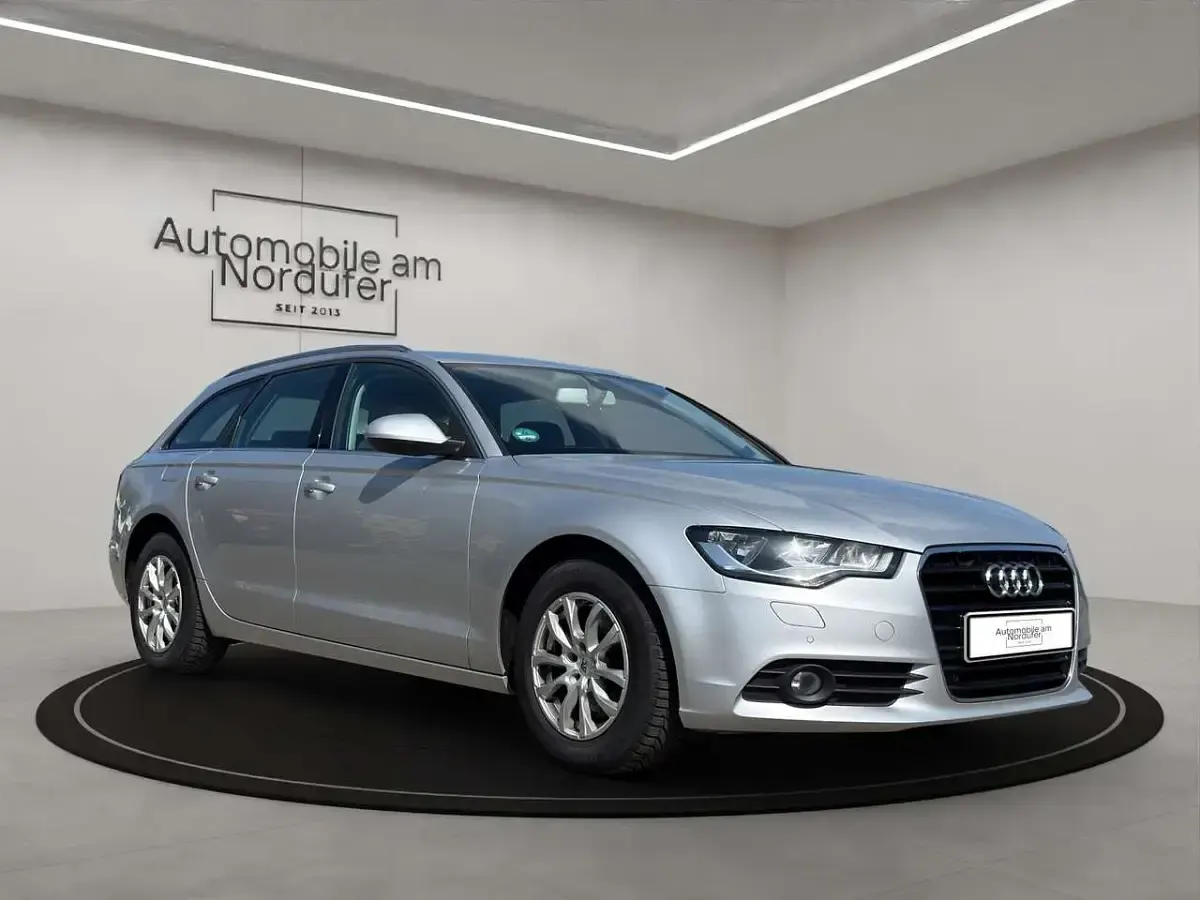 Gebraucht Audi A6 179 PS (131 kW) 2012 Eissilber metallic Kombi
