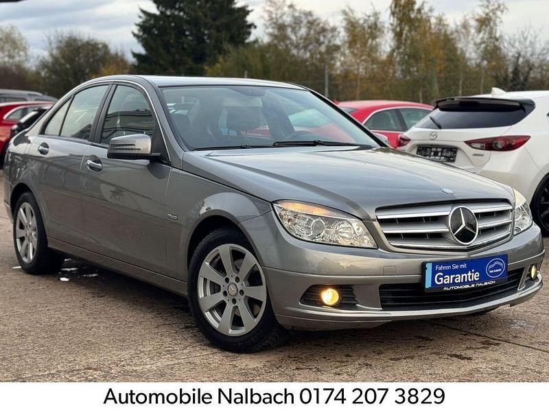 Silber Gebraucht 2010 Mercedes C180 Limousine | 10.990 € (Etwas zu teuer) - Bild 1/4