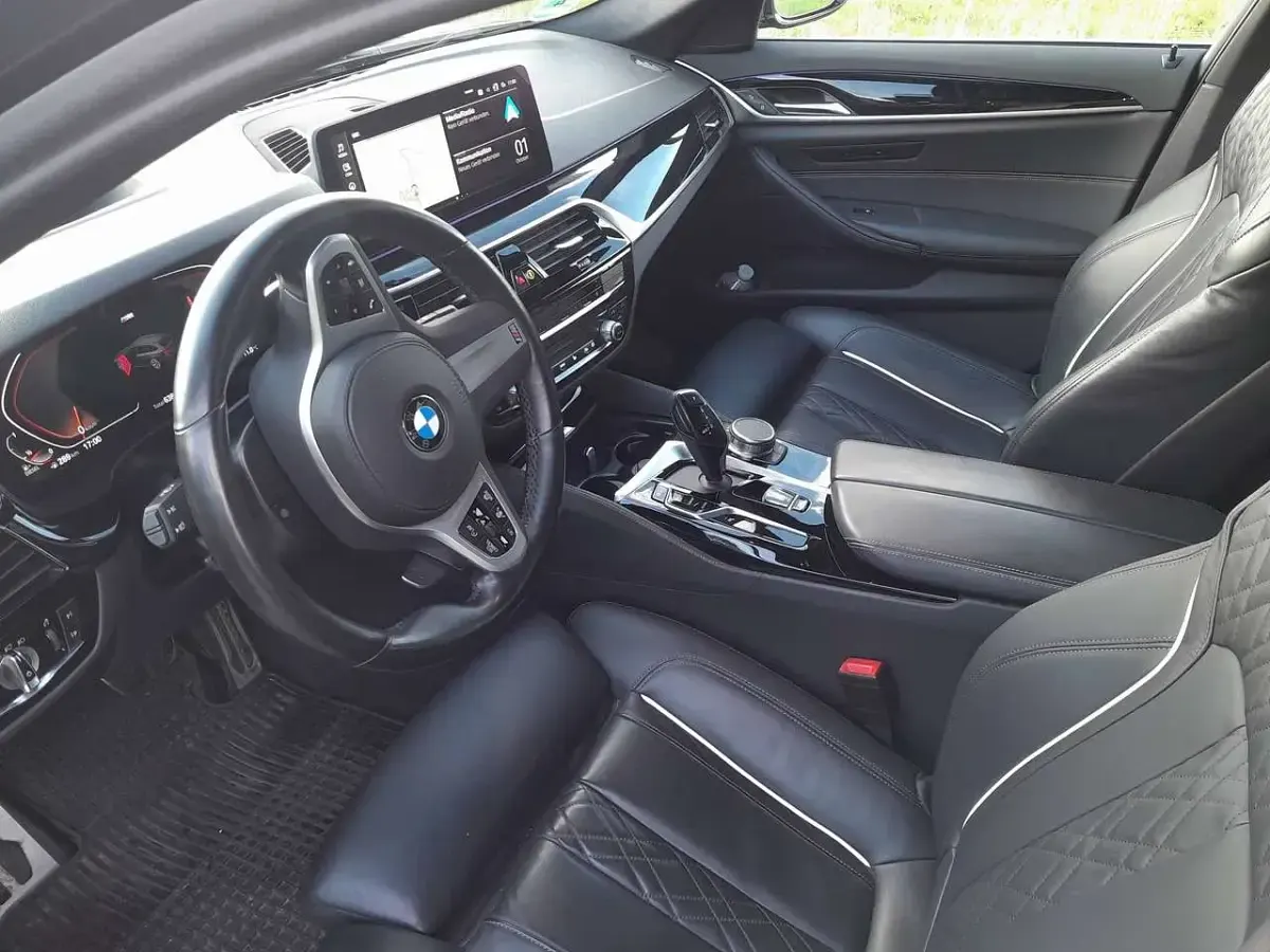 Gebraucht BMW 540 M Performance 340 PS (250 kW) 2023 Grau Kombi