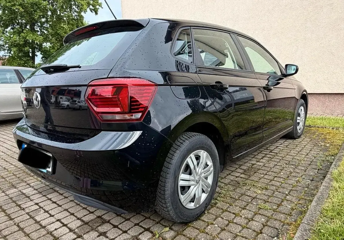 Gebraucht VW Polo 75 PS (55 kW) 2018 Schwarz Kleinwagen