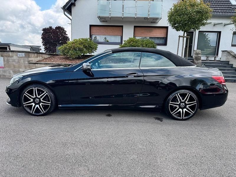 Gebraucht Mercedes E350 AMG 258 PS (189 kW) 2015 Schwarz Cabrio