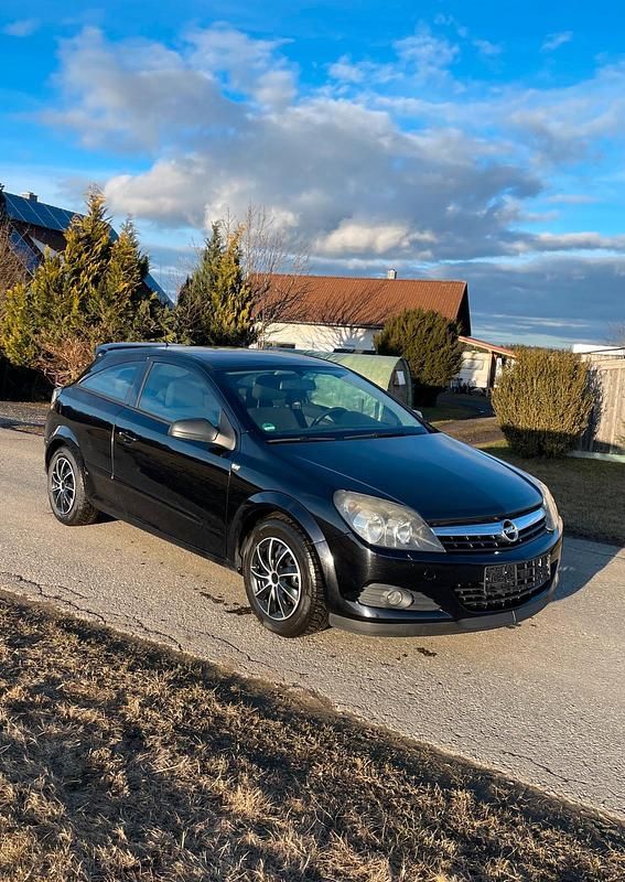 Gebraucht Opel Astra GTC 105 PS (77 kW) 2006 Schwarz Coupé