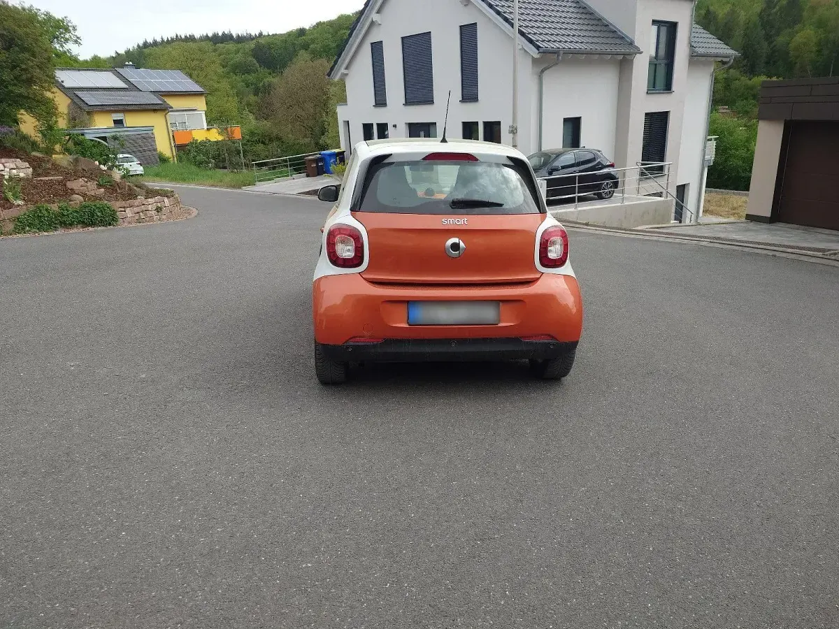 Second-hand Smart ForFour Passion 90 CP (66 kW) 2018 Portocaliu Hatchback