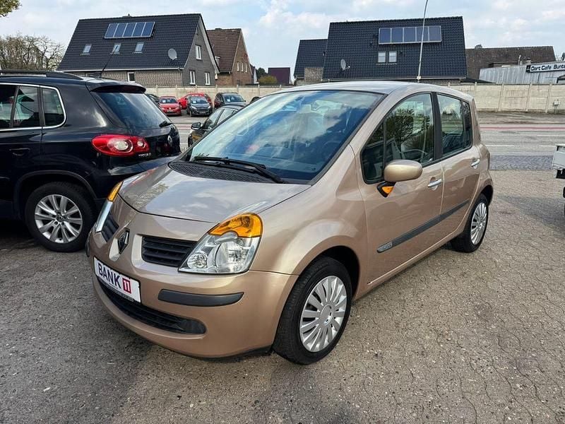 Second-hand Renault Modus 88 CP (64 kW) 2006 Maro Monovolum