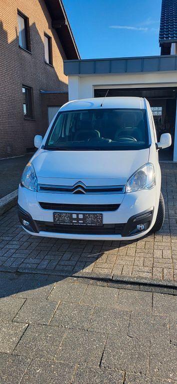 Gebraucht Citroën Berlingo 120 PS (88 kW) 2016 Weiß Van / Kleinbus