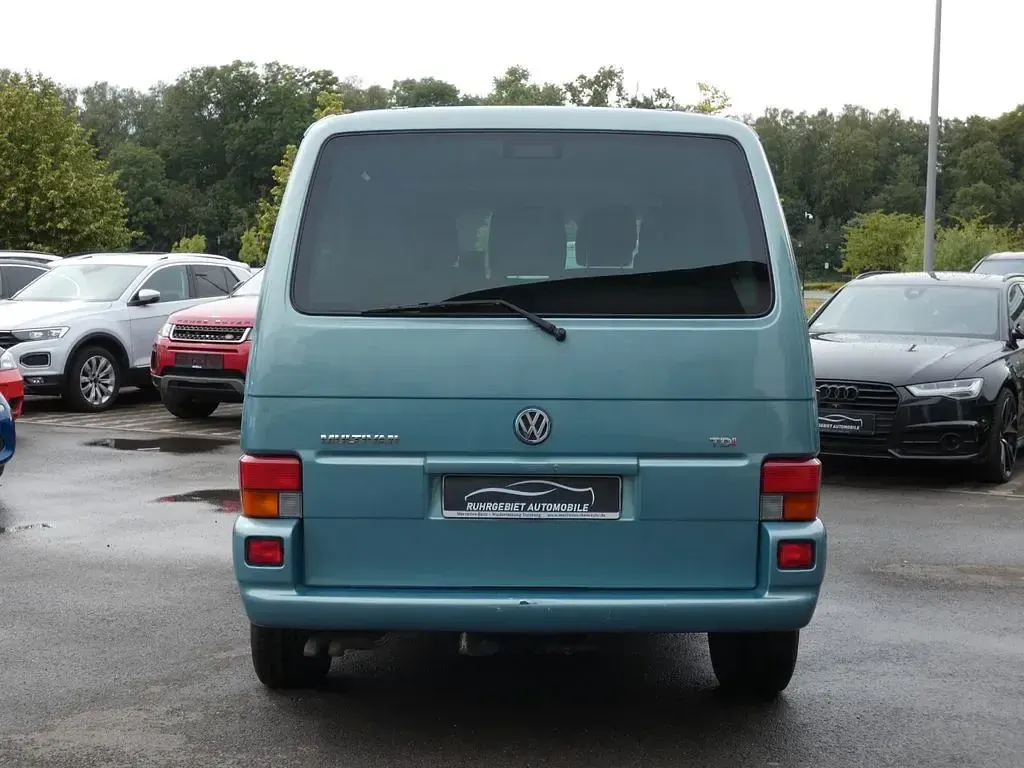Gebraucht VW Multivan 151 PS (111 kW) 2002 Grün Van / Kleinbus