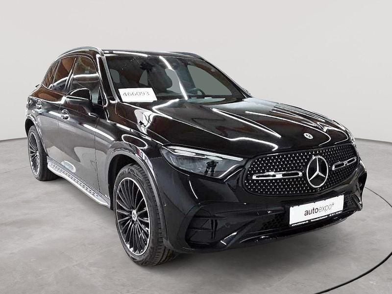 Gebraucht Mercedes GLC300 Advanced 258 PS (189 kW) 2023 Obsidianschwarz metallic SUV