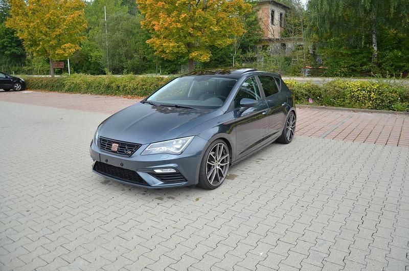 Gebraucht Seat Leon FR 150 PS (110 kW) 2019 Grau Limousine