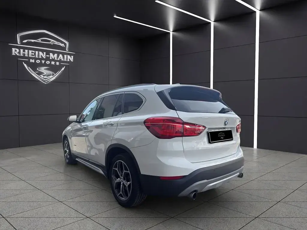 Gebraucht BMW X1 Sport Line 231 PS (169 kW) 2017 Weiß SUV