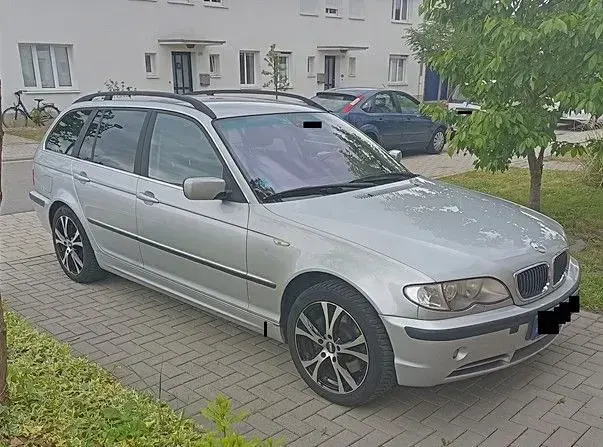 Gebraucht BMW 330 231 PS (169 kW) 2004 Silber Kombi