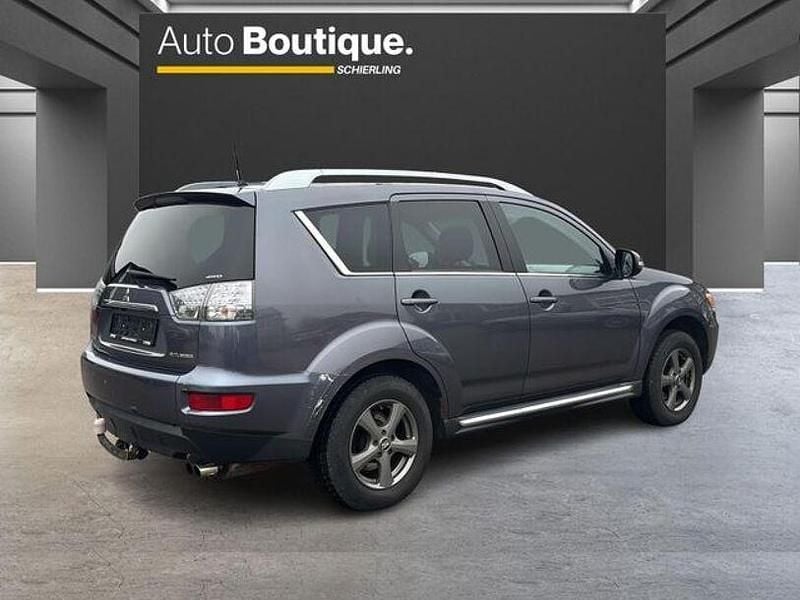 Gebraucht Mitsubishi Outlander Instyle 156 PS (114 kW) 2010 Grau SUV
