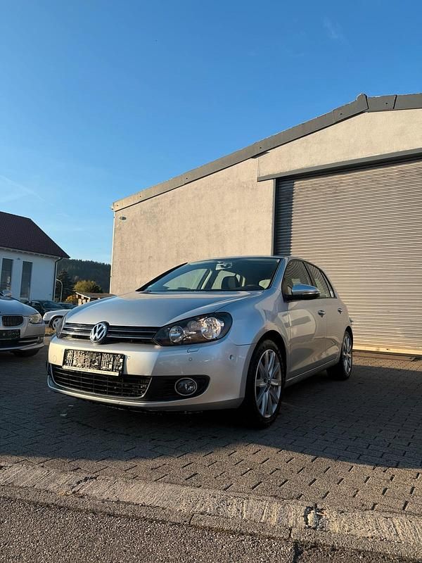 Silber Gebraucht 2009 VW Golf VI Limousine | 4.500 € (Fairer Preis) - Bild 1/4