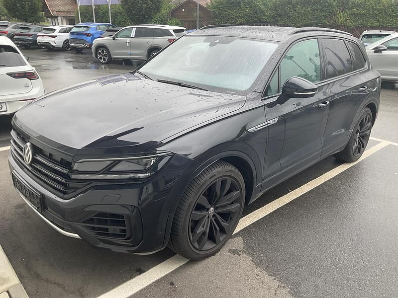 Deep black perleffekt Gebraucht 2020 VW Touareg R-line SUV | 47.495 € (Fairer Preis) - Bild 1/3