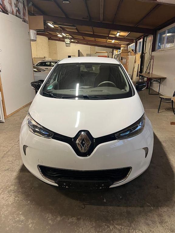 Gebraucht Renault Zoe 39 kW (54 PS) 2019 Weiß Kleinwagen