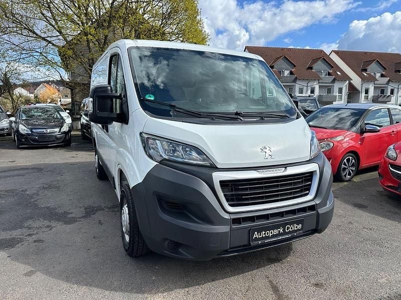 Gebraucht Peugeot Boxer 131 PS (96 kW) 2017 Weiß Van