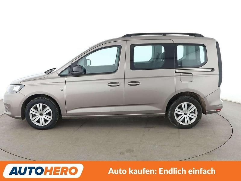 Gebraucht VW Caddy 114 PS (83 kW) 2023 Gelb Van / Kleinbus
