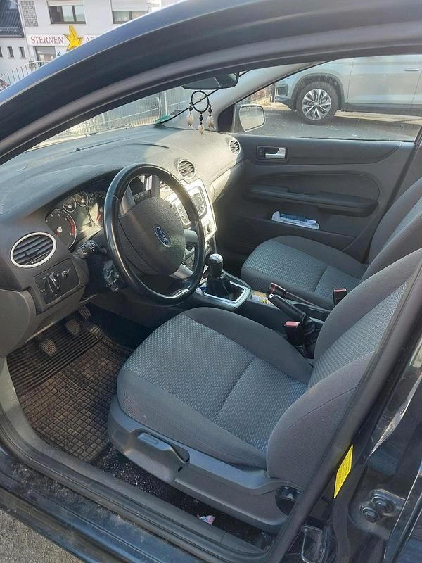 Gebraucht Ford Focus 125 PS (91 kW) 2007 Schwarz Kombi