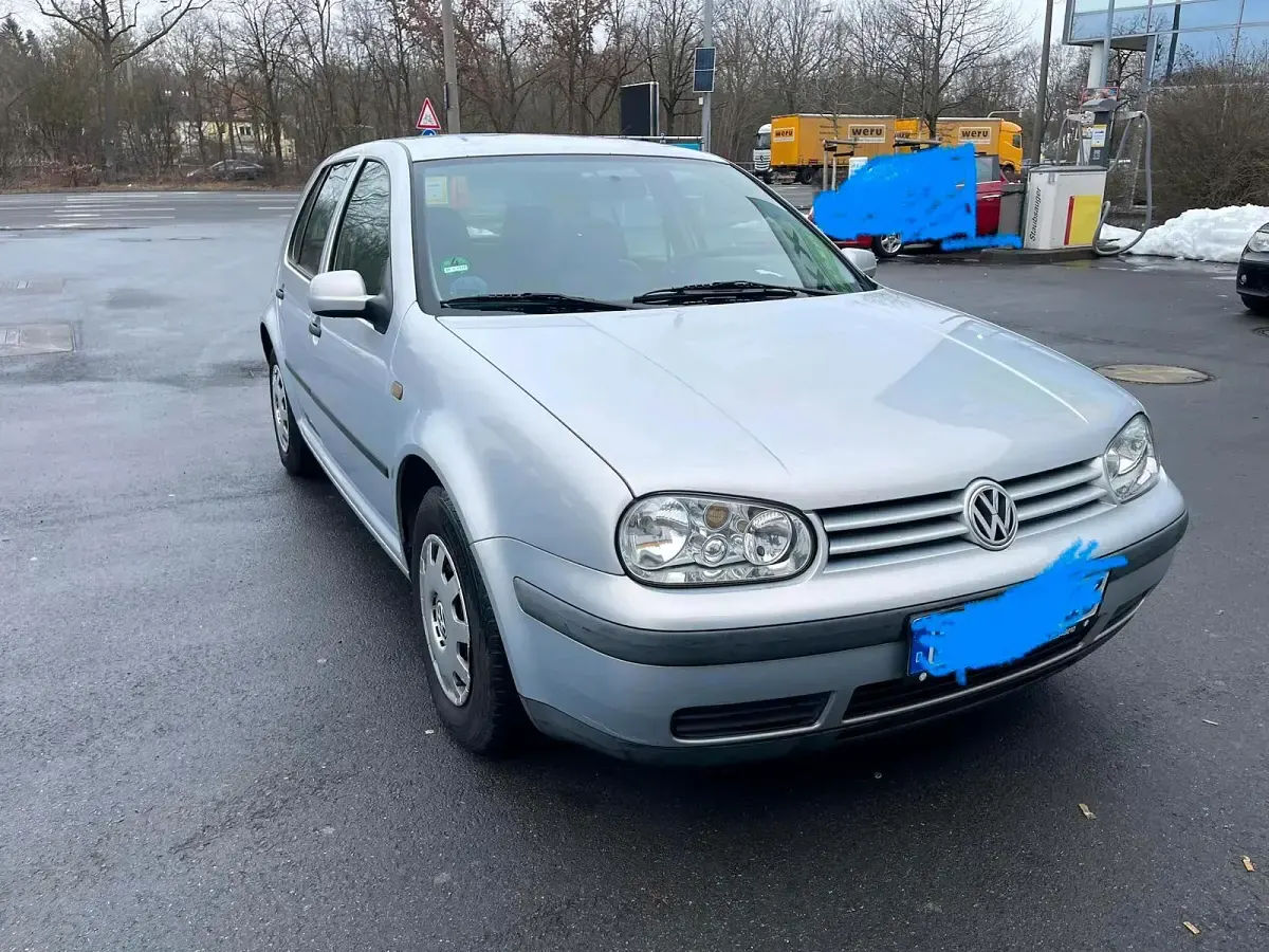 Używany VW Golf III 100 KM (73 kW) 1998 Szary Sedan/Limuzyna