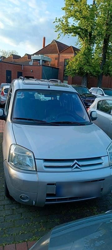 Silber Gebraucht 2003 Citroën Berlingo Van / Kleinbus | 1.650 € (Fairer Preis) - Bild 1/4