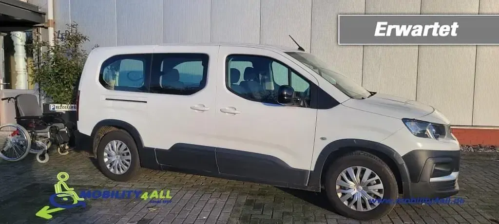 Neu Peugeot e-Rifter 100 kW (136 PS) 2026 Weiß Van / Kleinbus