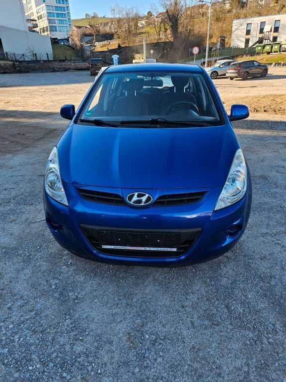 Blau Gebraucht 2010 Hyundai i20 Classic Kleinwagen | 2.500 € (Guter Preis) - Bild 1/4