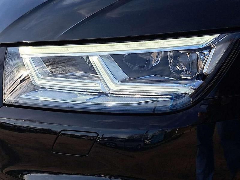 Gebraucht Audi Q5 Sport 190 PS (139 kW) 2020 Mythosschwarz metallic SUV