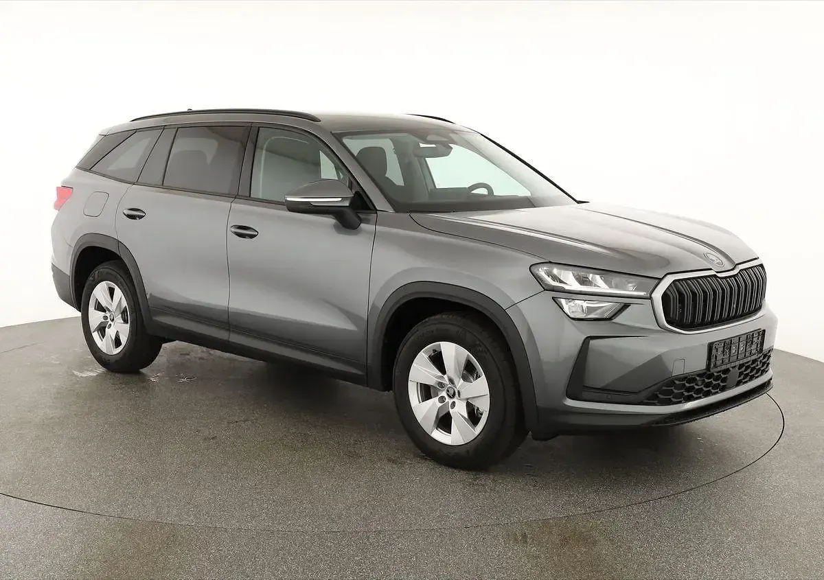 Neu Skoda Kodiaq Selection 150 PS (110 kW) 2026 Graphite grau metallic SUV