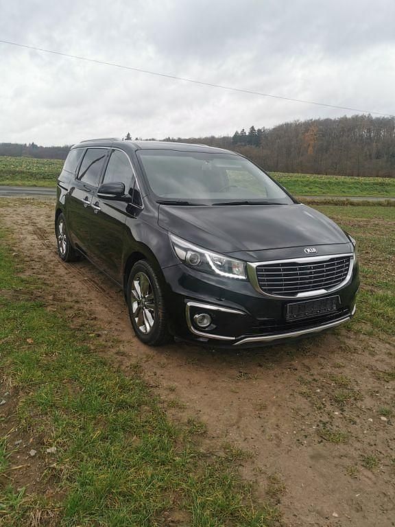 Gebraucht Kia Carnival 194 PS (142 kW) 2018 Schwarz Van / Kleinbus