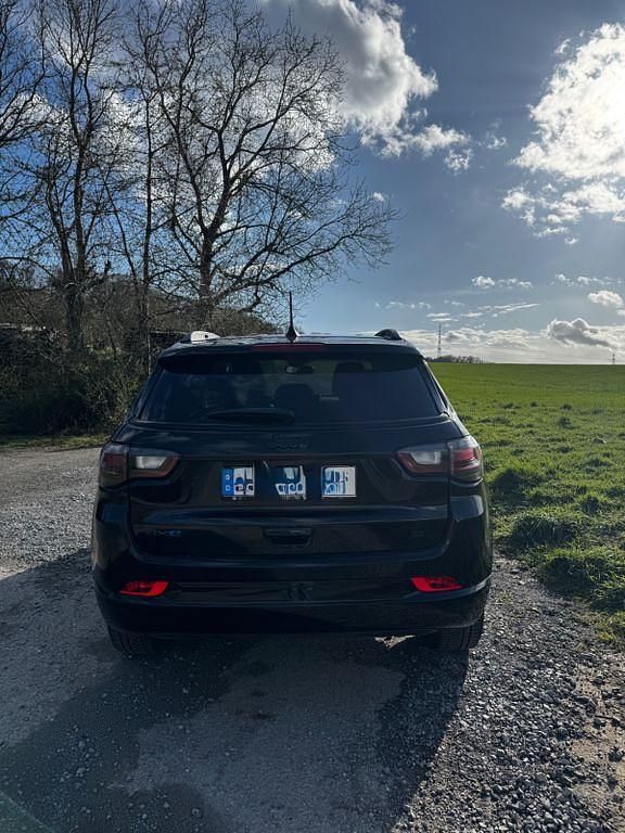 Gebraucht Jeep Compass 190 PS (139 kW) 2022 Schwarz SUV