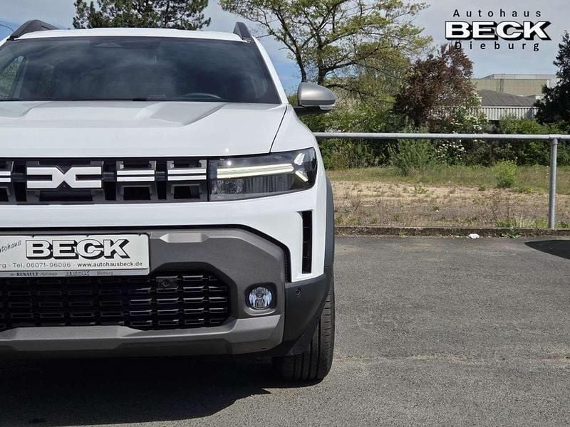 Gebraucht Dacia Duster Journey 94 PS (69 kW) 2025 Arktisweiß SUV