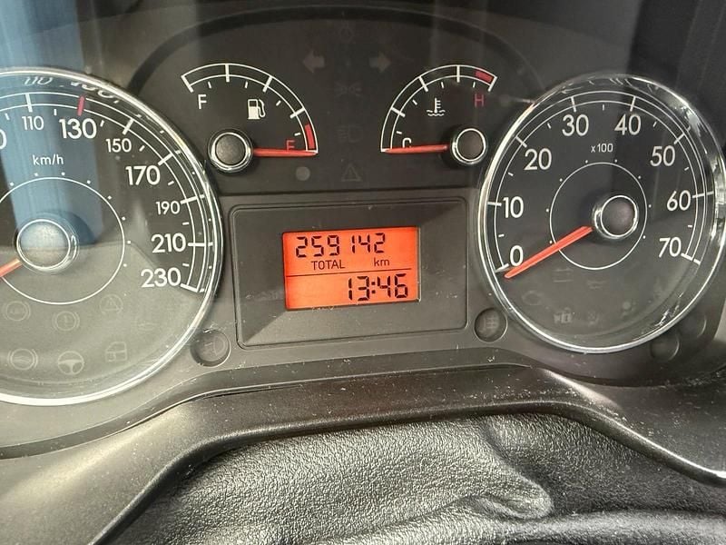 Weiß Gebraucht 2009 Fiat Punto Kleinwagen | 1.399 € (Fairer Preis) - Bild 1/4