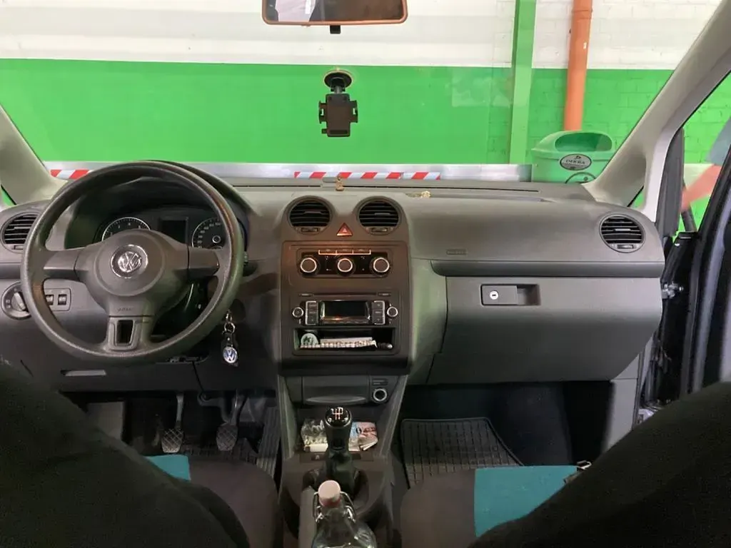 Gebraucht VW Caddy Maxi 105 PS (77 kW) 2012 Grau Van / Kleinbus